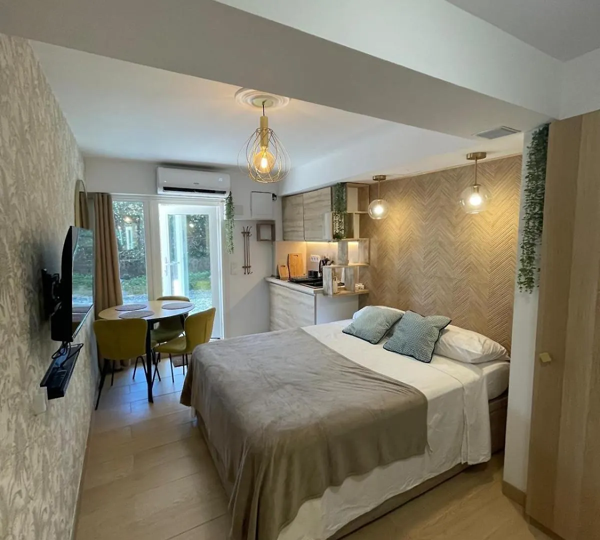 You And Me Castelldefels Apartment